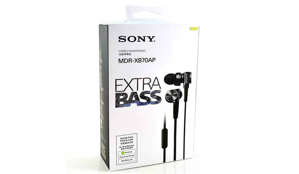 Cutie casti Sony MDR XB50AP.